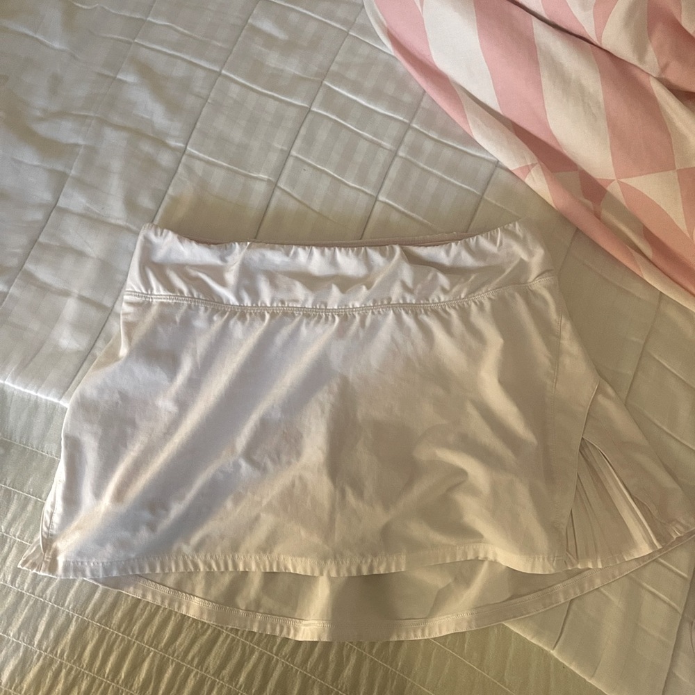 White Lululemon pleated skirt